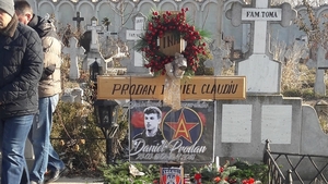 Au trecut 7 luni de la dispariţia fotbalistului. Soţia lui Marius Lăcătuş, despre jurământul făcut la mormânt: ”Din păcate, nu…”