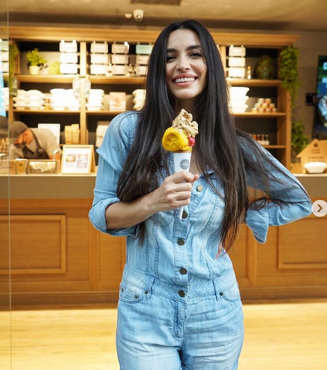 Lili Sandu a izbucnit în lacrimi! Le-a cerut ajutorul mămicilor care o urmăresc pe Instagram