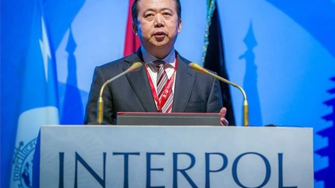 Soția fostului șef de la Interpol a angajat două firme de avocatură pentru a da de urma acestuia