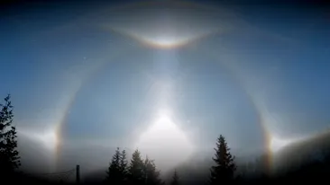 Fenomenul straniu apărut pe cer în zona Botoșaniului. Se întâmplă foarte rar să vezi așa ceva în primele zile ale anului