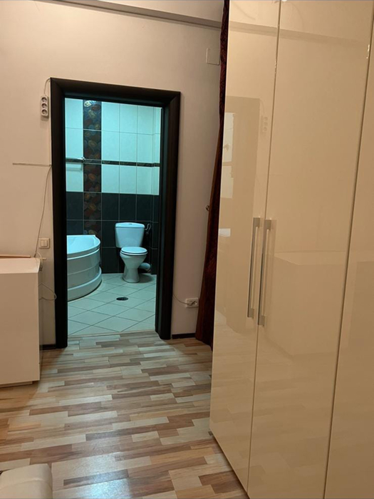 Dan Bursuc își vinde vila din Popești Leordeni