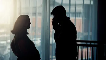 A amânat divorțul, deși l-a prins cu o altă femeie! Antrenorului de fotbal i s-a impus o singură condiție de către soție