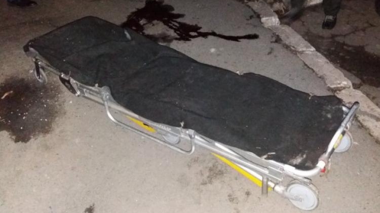 Un fost militar s-a sinucis la Brăila! S-a aruncat de la etajul 2 al blocului în care locuia