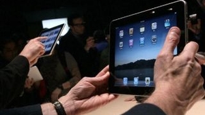 Apple a anuntat ca a vandut un milion de iPad-uri in primele 28 de zile de la lansarea produsului