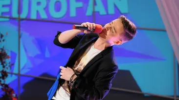 Mama a vrut sa-l faca preot, iar tatal contabil. Vezi cine i-a ursit viitorul lui Andrei Leonte chiar la varsta de un an