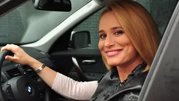 Ziua pe care Andreea Esca nu o va uita niciodata! Si-a lansat cartea in care toti ne putem regasi