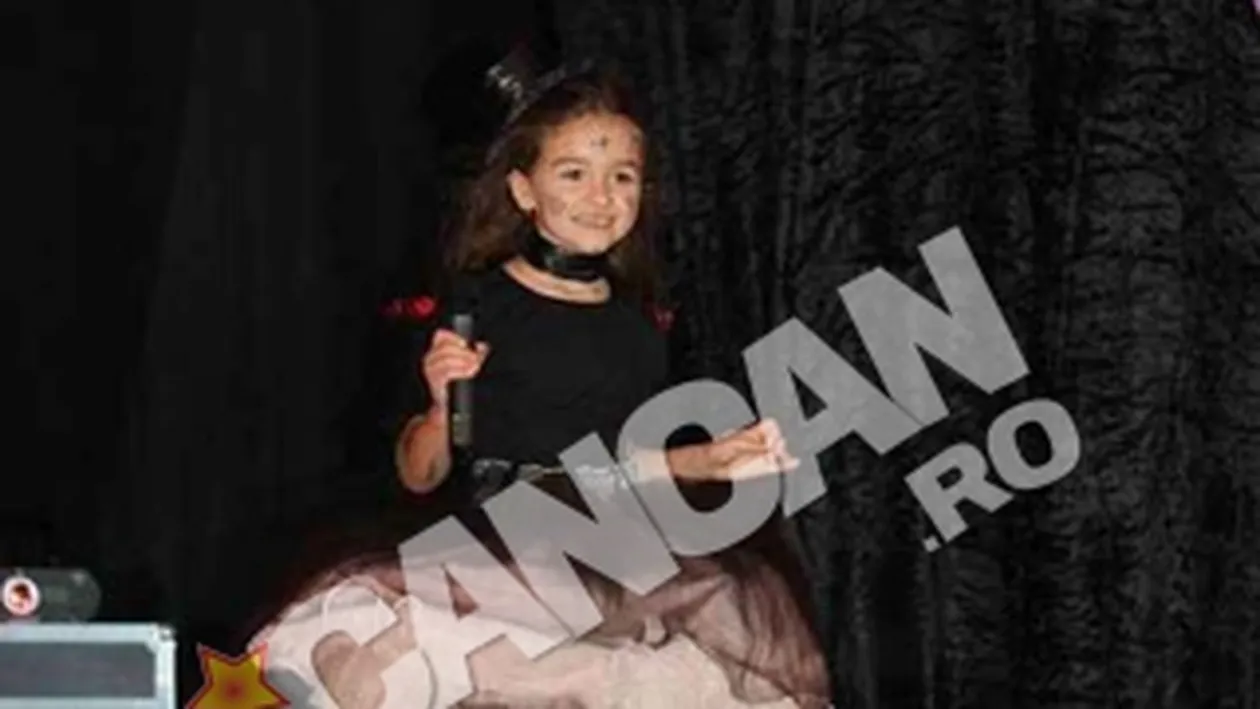 Rebeca, preferata lui Mihai Petre de la Romanii au talent, a ajuns vedeta in Italia! Norocul ei e o papusica de care nu se desparte niciodata