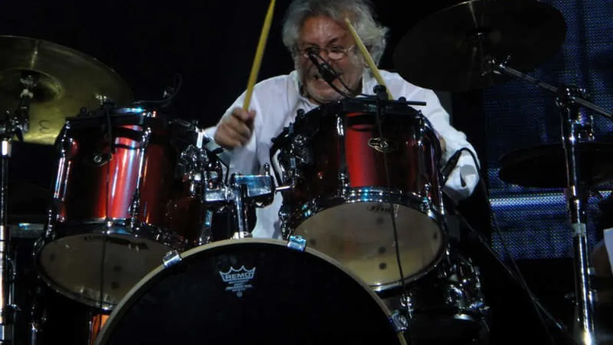 Ovidiu Lipan Ţăndărică nu renunţă la vechile iubiri!