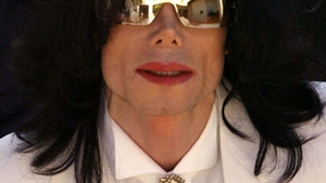 Un nou fiu nelegitim al lui Michael Jackson a iesit la iveala