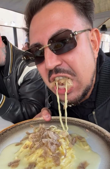 Gestul urât pe care Prințul Marco l-a făcut într-un restaurant de lux din Roma. Cum a decis să guste din pastele comandate