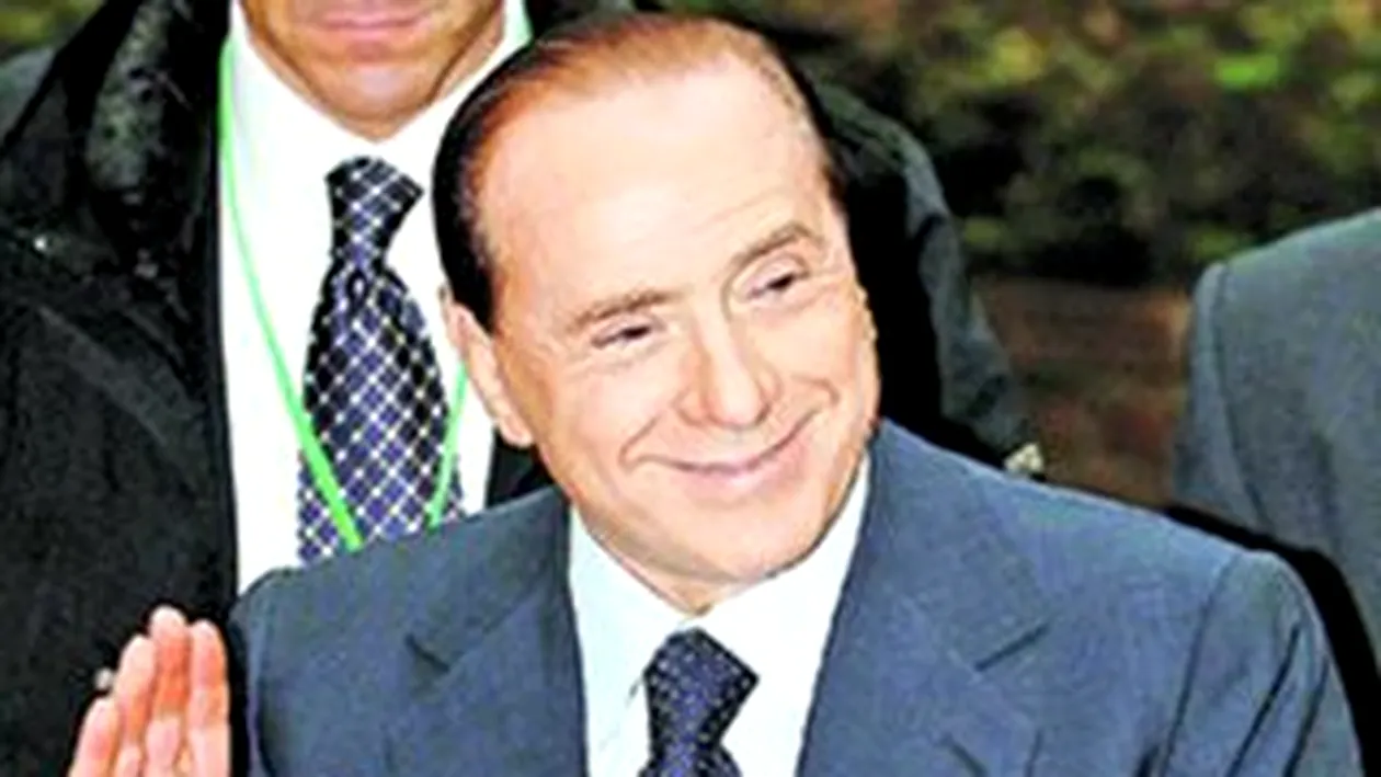 Silvio Berlusconi si-a spart capul dupa ce a cazut la dus