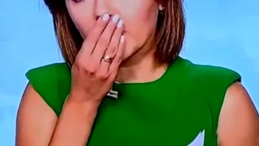 De-a râsu'-plânsu'! Unei prezentatoare TV i-au căzut dinții în direct