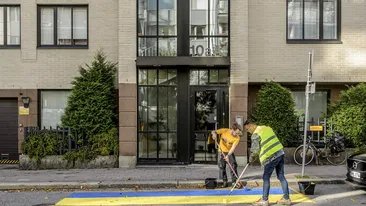 Ce au făcut doi finlandezi cu locul de parcare al consulului rus: „Am organizat un referendum”