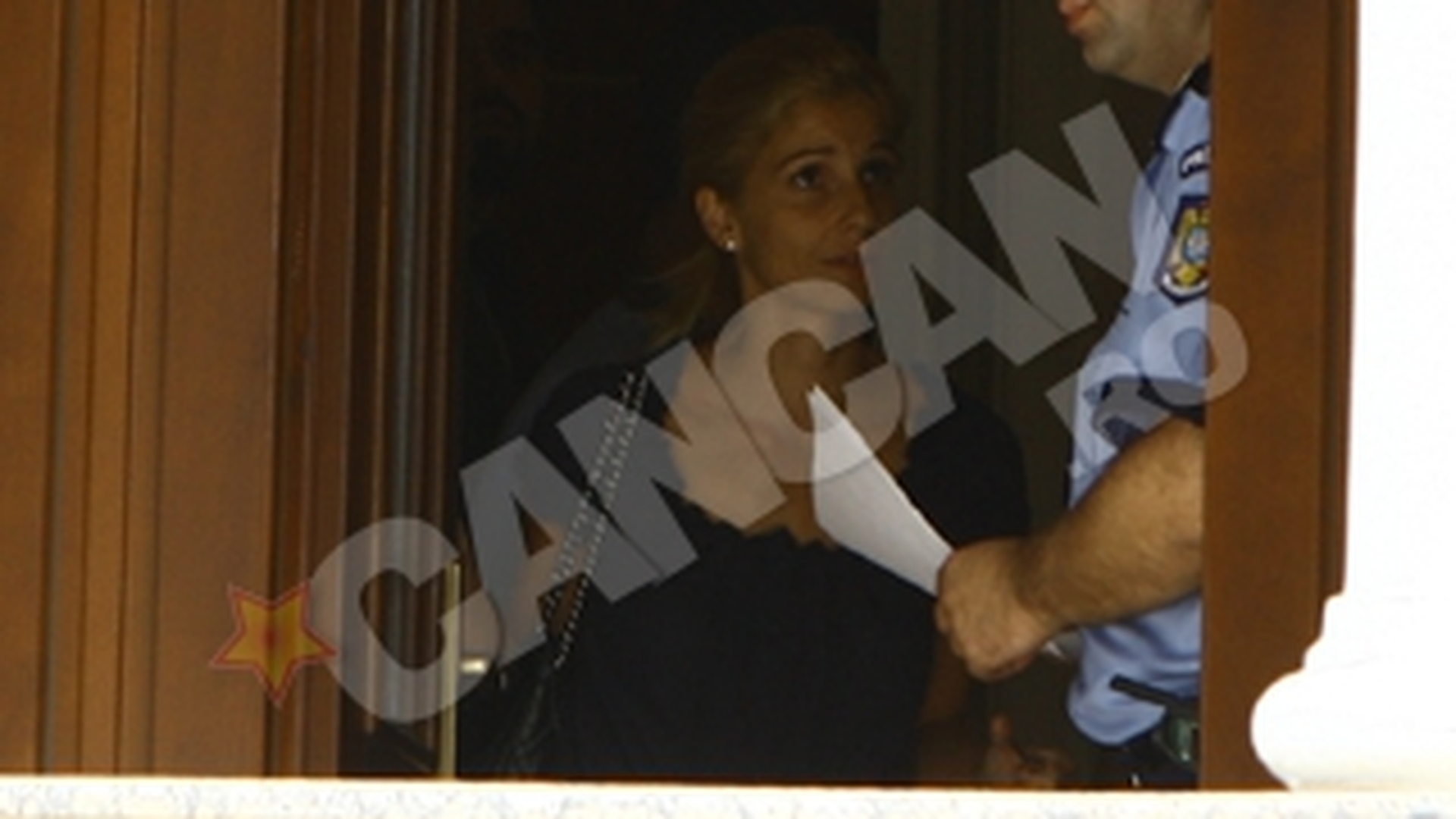 Remus Truica, dat afara din biroul lui de sotie! Vezi cum a venit Irina cu bodyguarzii sa-l evacueze
