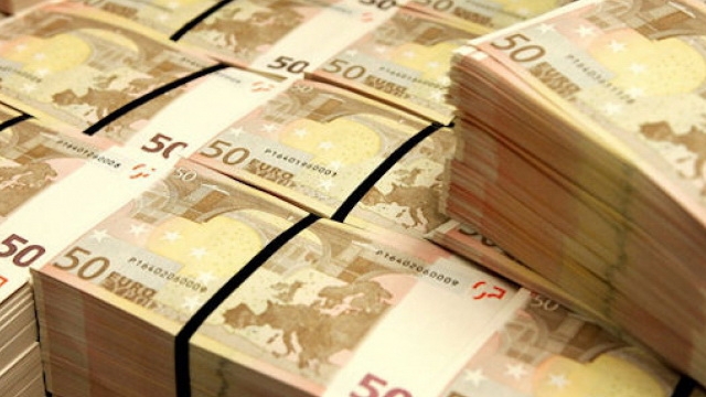 Puscaria, puscarie, dar cineva trebuie sa se ocupe de afacerile greilor din fotbal. Afla ce se va intampla in continuare