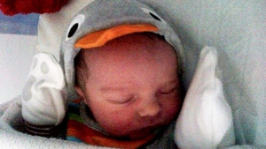 "Niciun cuvânt nu poate descrie durerea noastră" Un bebe de opt zile a murit după ce a fost muşcat doar o dată de câinele familiei