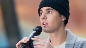 JUSTIN BIEBER, implicat într-un scandal monstru! Ce i-a spus unei fete care a vrut să se pozeze cu el
