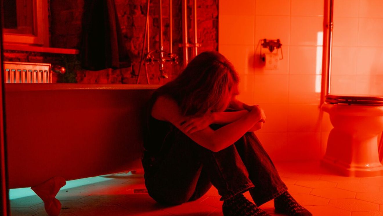 Fenomenul „no contact”: Tot mai mulți tineri aleg să rupă orice legătură cu părinții