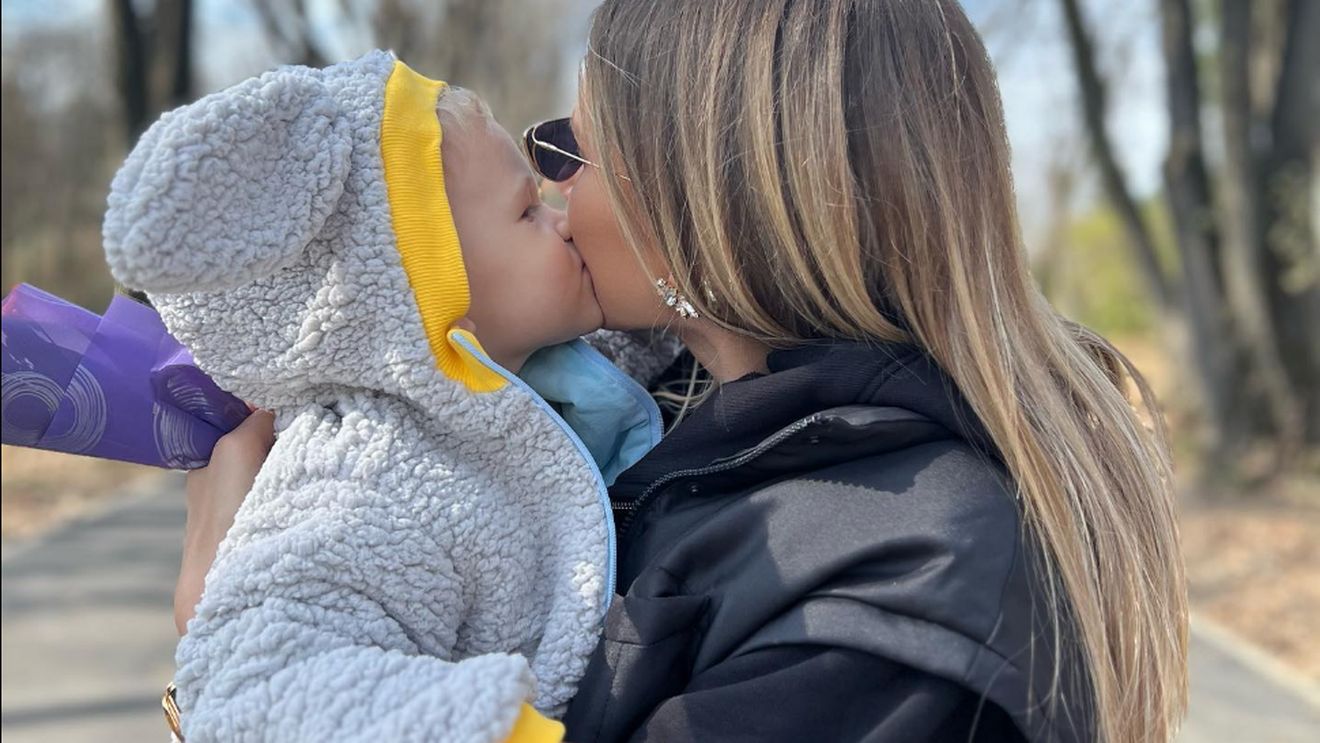 Soția lui Dani Oțil, apel disperat! Ce probleme are Gabriela Prisacariu cu fiul ei: "Tiago nu mai vrea"