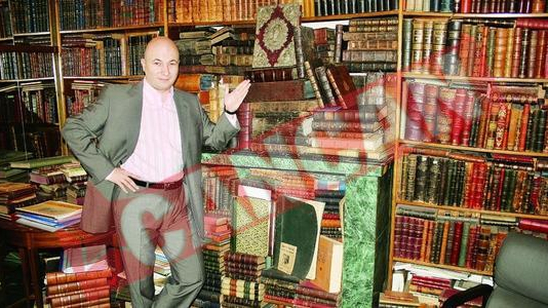 Codrin Stefanescu, politicianul bibliofil si hipiot