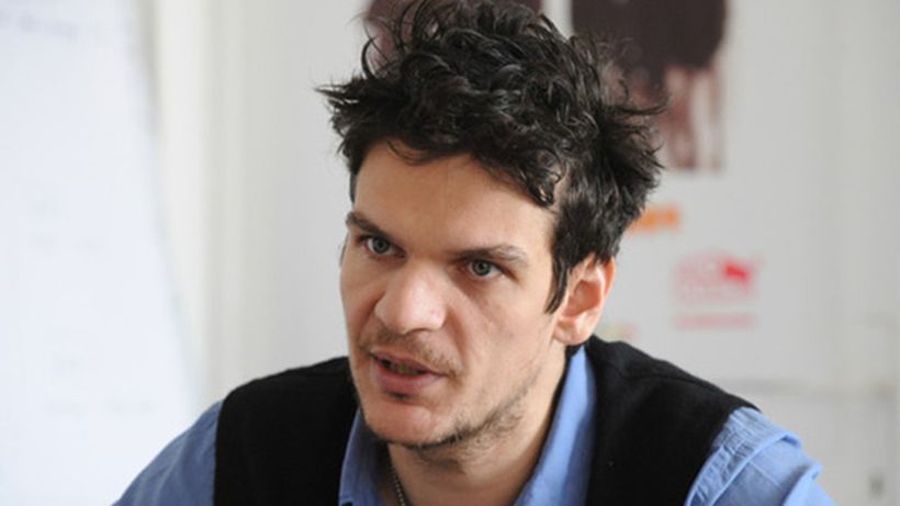 Asa surpriza, mai rar! Chirila si-a facut iubita gravida sa urle in mijlocul strazii! A asteptat sa coboare din masina, apoi…