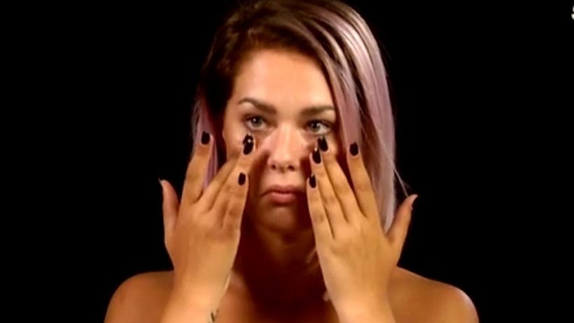 Mesajul sfâşietor al lui Feli, după ce i-a murit tatăl: „De câteva zile mă caut şi nu mă găsesc. Nu mă simt eu”. Ce se întâmplă cu cântăreaţa în aceste momente