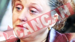 Primarita executata fiindca nu si-a platit facturile la mobil