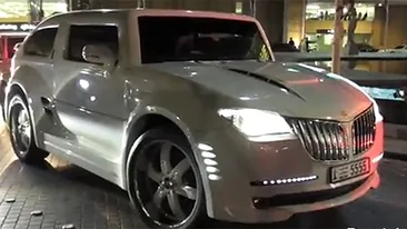 VIDEO Un arab si-a modificat masina intr-o maniera extrem de originala! A iesit un Hummer cu elemente de X 6