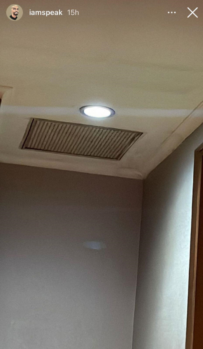 Speak și Ștefania, vacanță de coșmar! Ce au găsit în camera de hotel unde s-au izolat după ce au luat COVID