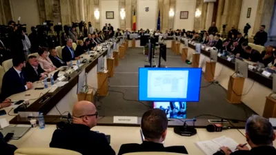 Plenul Parlamentului României se reuneşte vineri pentru votul final pe buget