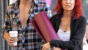 Am trait s-o vedem si pe asta! Colin Farrell a plictisit de moarte o roscata!