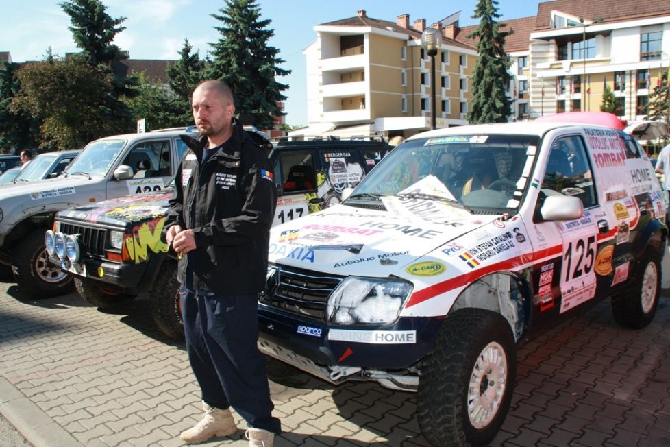 Pe Cheloo îl știe toată lumea, dar să vezi cum arată iubita juratului de la Antena 1. Cu ea și-a refăcut viața după divorțul de soția care avea probleme cu drogurile
