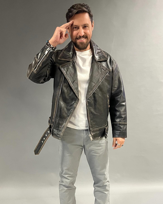 Daniel Pavel, prezentatorul show-ului filmat în Republica Dominicană s-a pus pe treabă! A intrat în cantonament înainte de Survivor