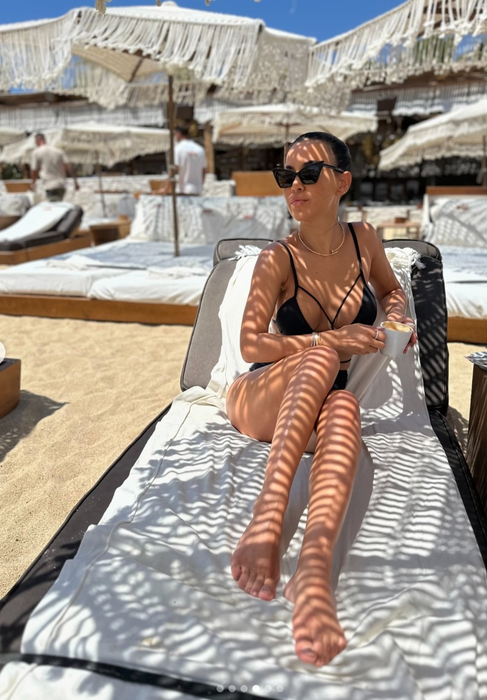 Ea e Alexandra Popescu, femeia care i-a ”spart” casa lui Bogdan Stancu. E prezentatoare TV