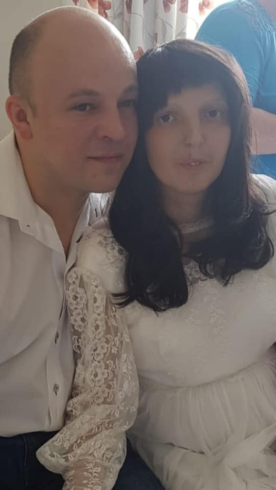 Pe patul de spital, Diana a acceptat să se mărite cu Costi! Toată lumea a plâns când a aflat care este ultimul vis al tinerei