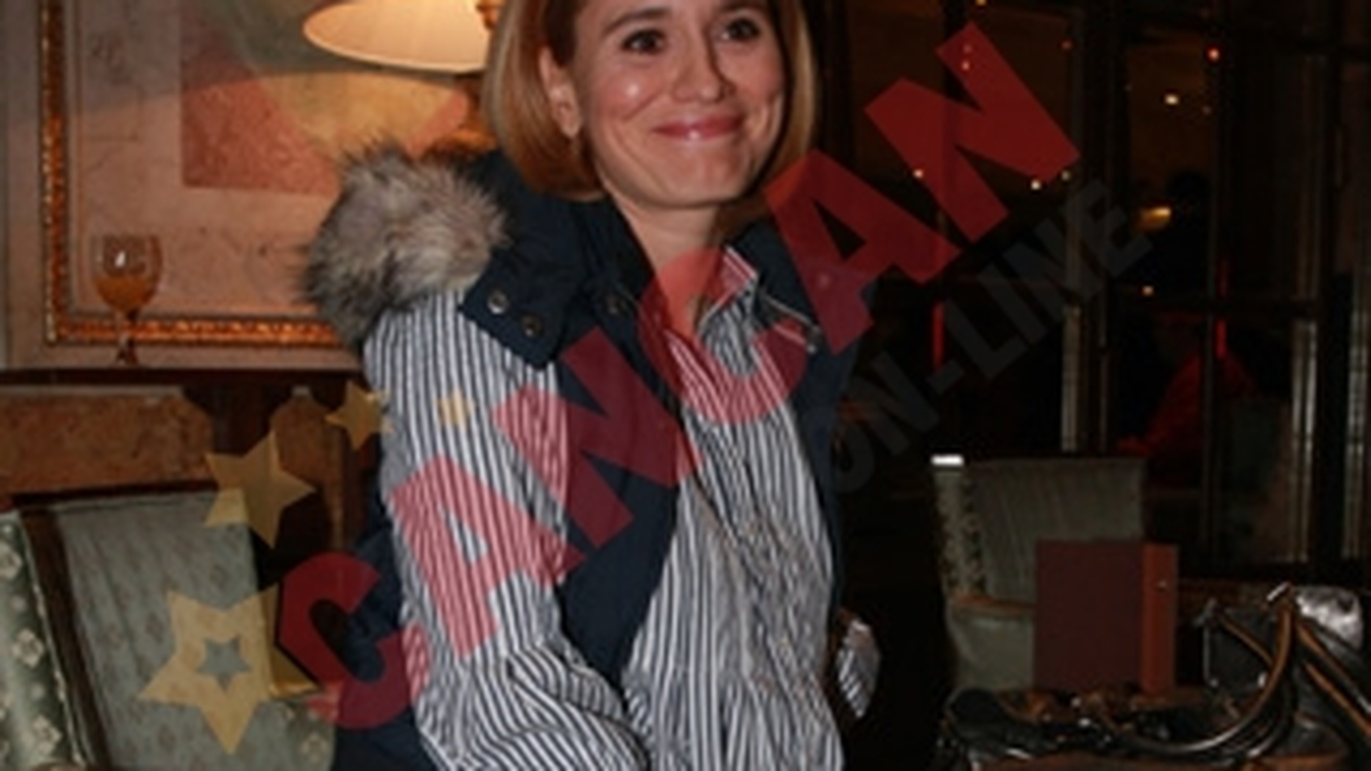 Andreea Esca: "Nu sunt innebunita dupa shopping asa ca nu m-a afectat criza financiara"