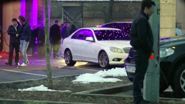 Ce usurare! Un student si-a facut nevoile la usa clubului!