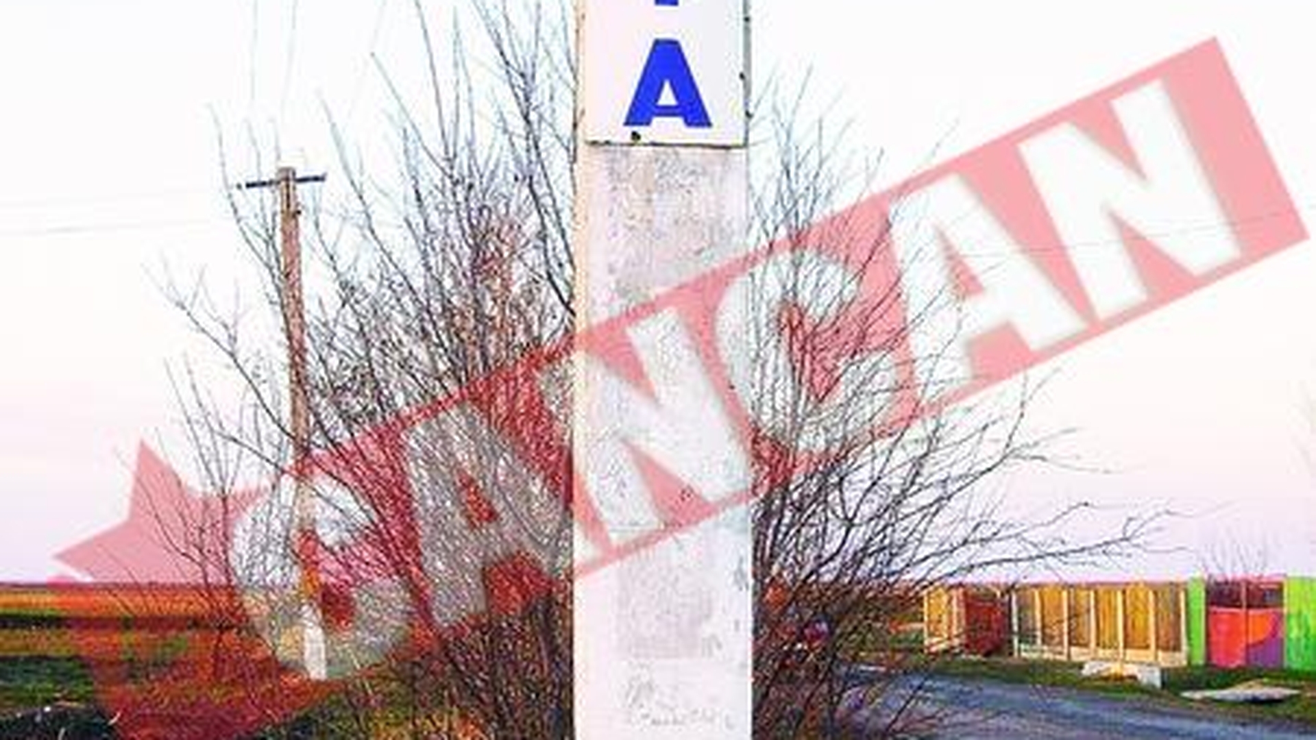 Panouri pentru copiii primarului la intrarea in comuna