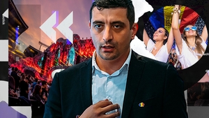 George Simion a întors-o ca la... Cluj! Liderul AUR laudă UNTOLD, la o zi după ce ”desființase” festivalul pe pagina sa de Facebook: ”Toate festivalurile trebuiau lăsate să se desfășoare!”