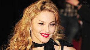 Madonna stârneşte din nou controverse! Fotografia pe care a postat-o cântăreaţa pe o reţea de socializare