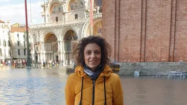 O mai ştii pe Naty Badea, sora lui Mircea Badea? Ce a ajuns să facă acum, după ce s-a mutat din România. Galerie FOTO