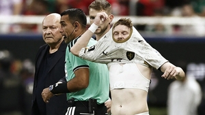 De ce fotbaliștii poartă „bustiere” la Cupa Mondială și la ce îi ajută