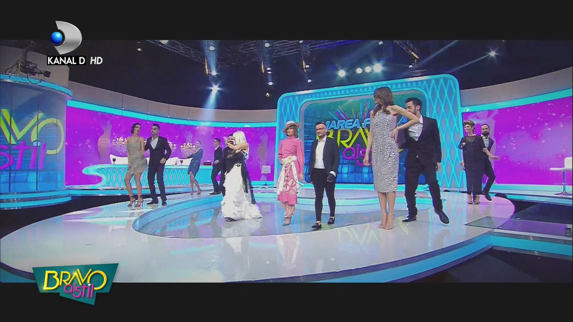 Cine a plecat acasă cu 100.000 de lei de la ”Bravo ai stil”. Telespectatorii au decis câştigătoarea!