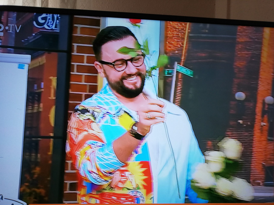Intrare spectaculoasă a lui Cătălin Măruță în platoul Pro TV: ”M-am întooooors, yes, yes, yes!” GALERIE FOTO