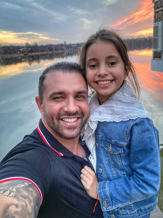 Alex Bodi, urare specială de ziua lui Chaqueline, fiica sa cea mare: “Sunt mândru de tine și de realizările tale”. Ce promisiune emoționantă i-a făcut afaceristul