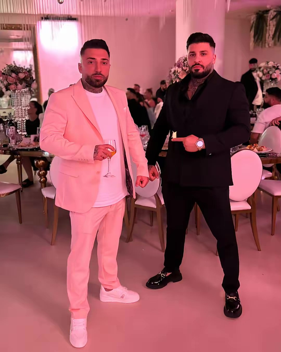Cezar Petcu, alături de Dani Balint, fiul lui Sile Cămătaru (Foto: captură TikTok)