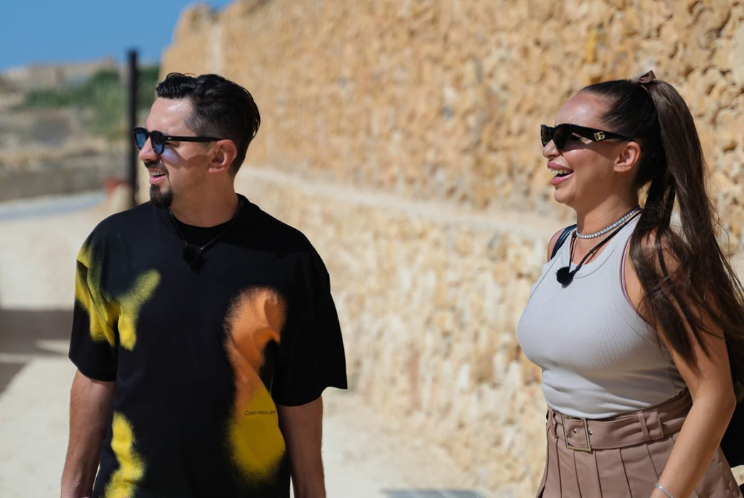 Familia Natanticu poate fi urmărită la "Power Couple", în fiecare luni, marți și miercuri, de la 20:30, pe Antena 1 (Foto: Instagram)