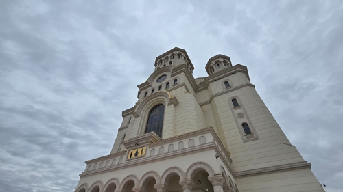 LIVE TEXT | Se sfințește Catedrala Mântuirii Neamului de către Patriarhul Ecumenic Bartolomeu I al Constantinopolului și Patriarhul Daniel al Bisericii Ortodoxe Române