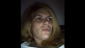 Mama gemenilor morți din Ploiești, după ce au căzut de la etaj, acuzată oficial de ucidere din culpă