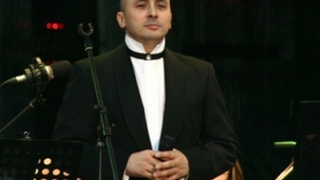 Marcel Pavel va fi amendat pentru cat de prost a cantat imnul! Vezi ce suma trebuie sa plateasca!